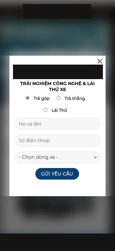 Trang chủ trên điện thoại bị một hộp thoại xin tên và số điện thoại che gần hết màn hình.